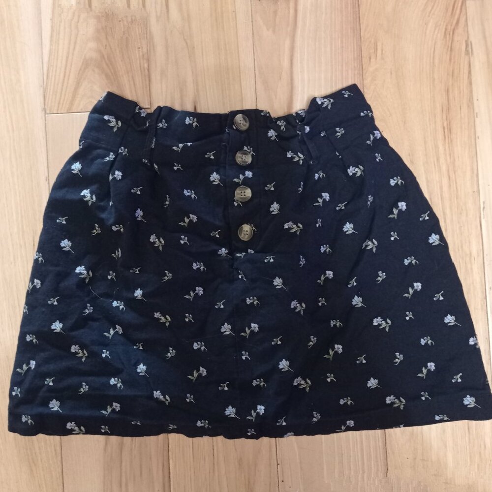 American Eagle Navy Blue Floral Skirt Size M Medium